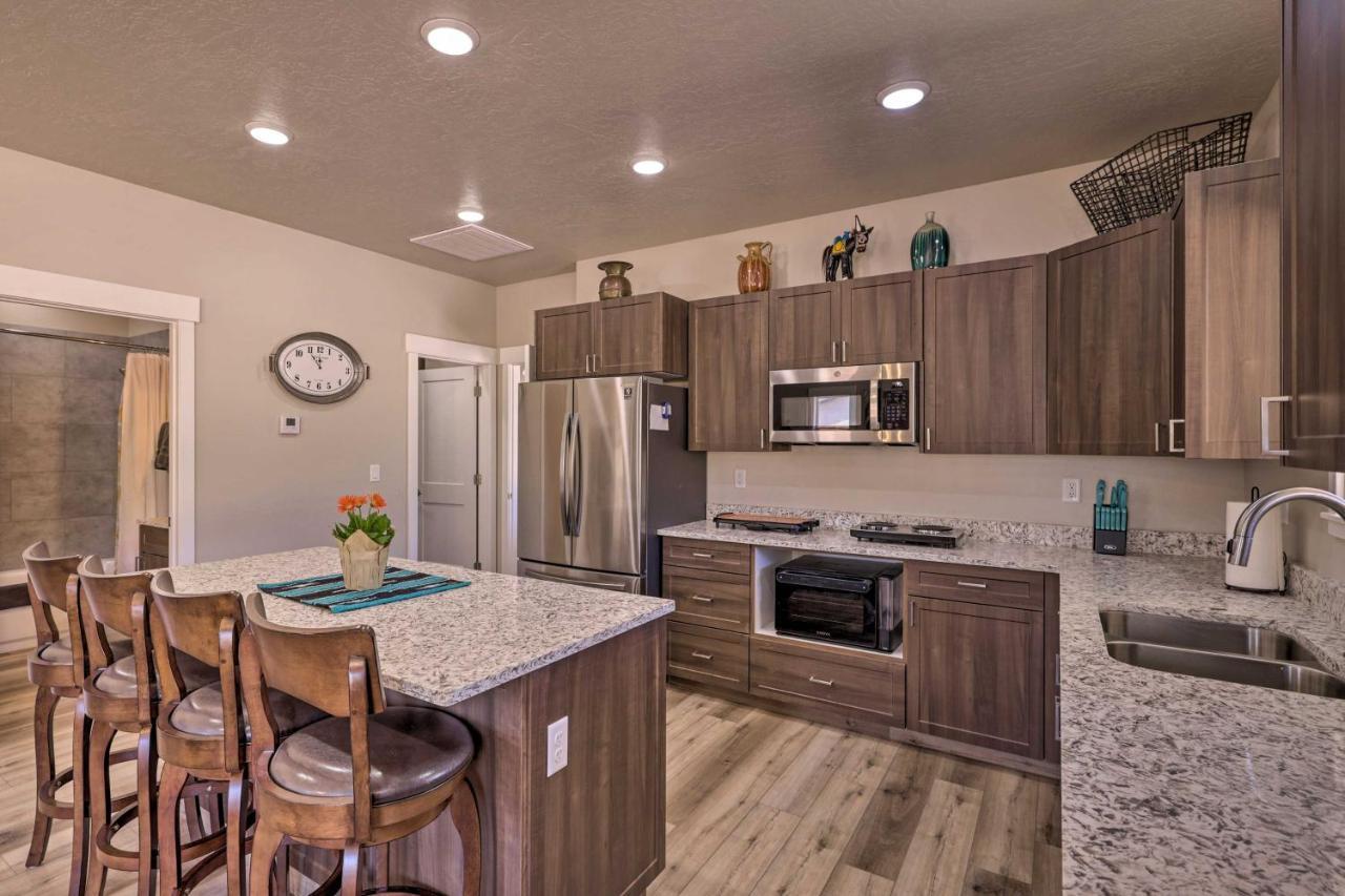 Quiet Kanab Home With Panoramic Views And Porch! Ngoại thất bức ảnh